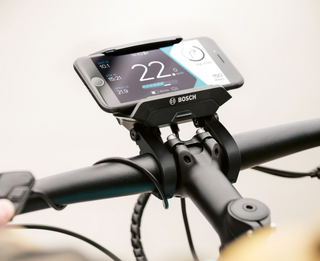 Bosch Smartphone Hub Kit with cable, Universal Mount and Compact Remote and Mounting Parts